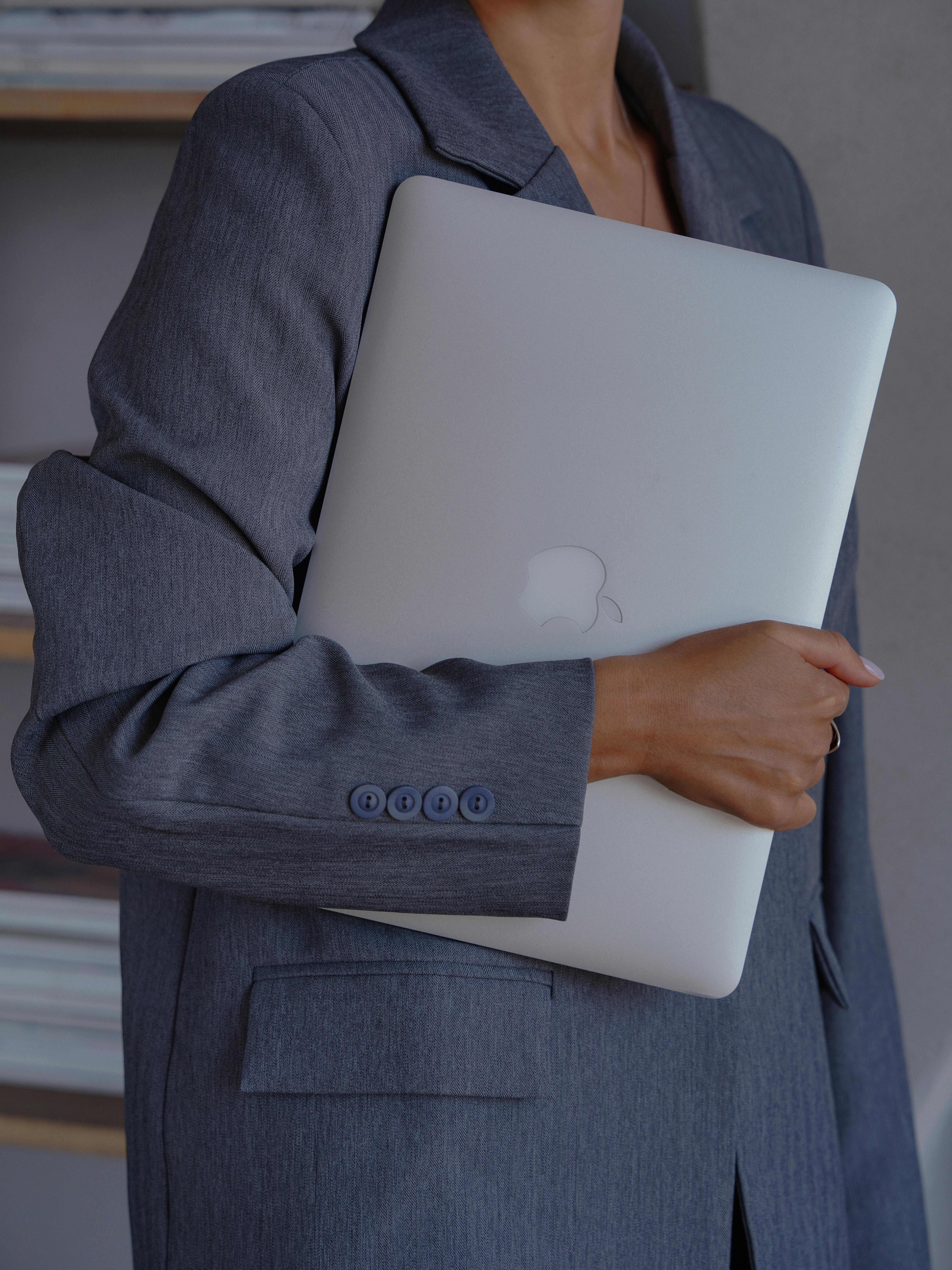 How to Maintain Your Personal Brand When You’re Out of Ideas